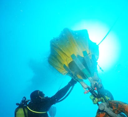underwater air lift bags