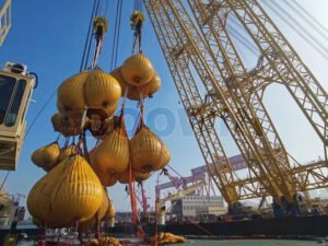 3500ton-floating-crane-load-test